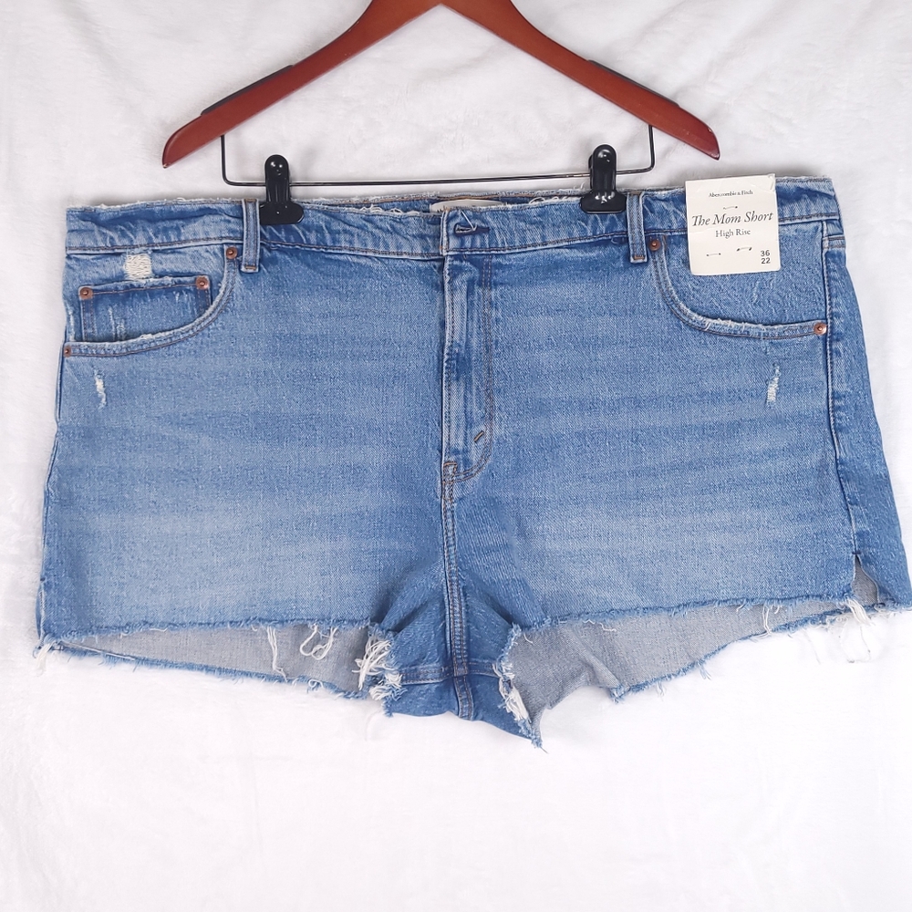 Abercrombie The Mom Short High Rise 36 NWT